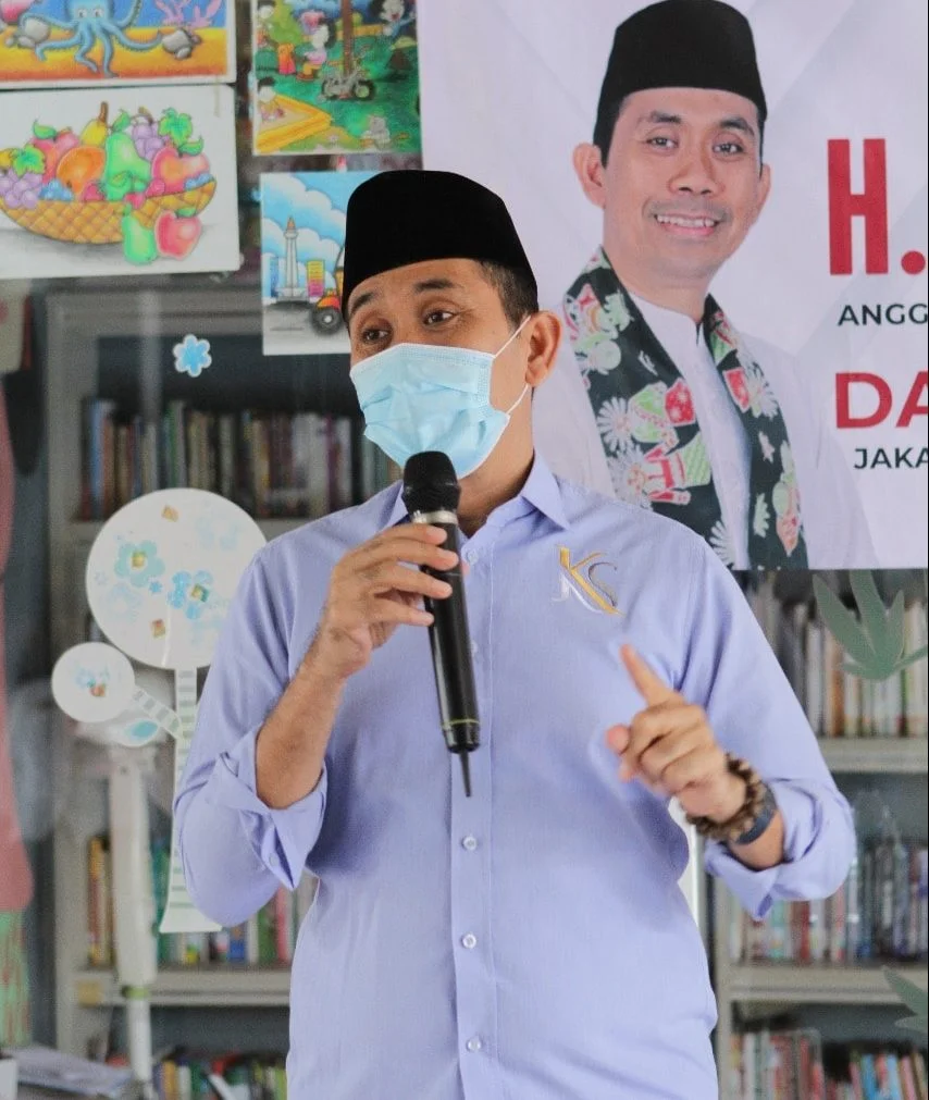 Kamrussamad: Rakyat Butuh Kehadiran Negara di Tengah Covid-19, Ketimbang Amandemen UUD 1945 17 kamrussamad 1 e1618631260791