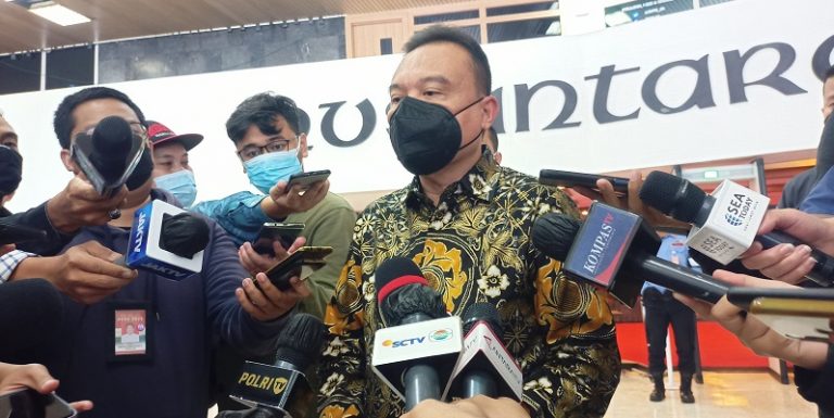 Sufmi Dasco: Pernyataan Siti Nurbaya Perlu Dikaji, Masalah Emisi Karbon Bukan Hanya di Indonesia 4 735968 01332704112021 sufmi dasco