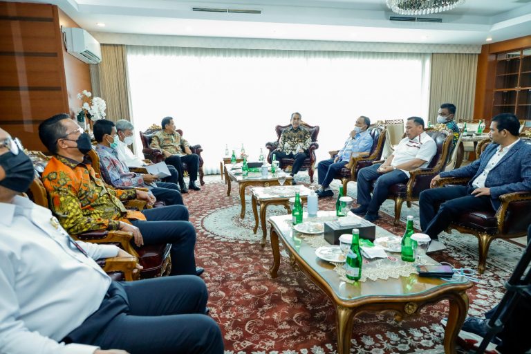 Sekjen Gerindra Fasilitasi Eks GAM Bertemu Menteri ATR soal Perjanjian Helsinski 4 07512eab 6f0a 41a0 bdab ac8206be24d8