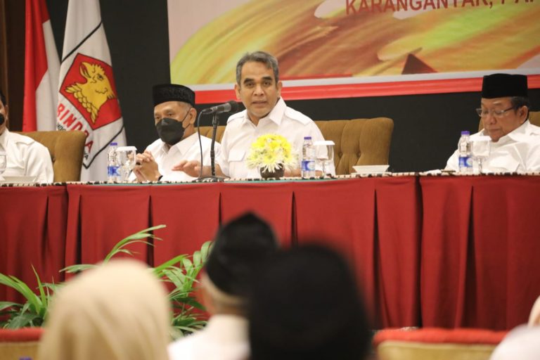 Prabowo Berkomitmen Jadikan Pembangunan Era Jokowi sebagai Sumber Kemakmuran dan Kesejahteraan Rakyat 4 ae3f91b4 c16b 47b7 9afe cee2c81e7161