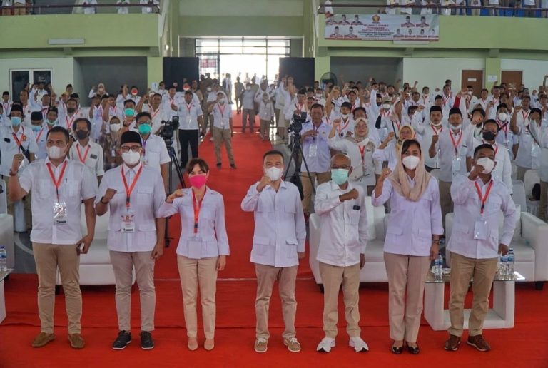 Temu Kader Gerindra se-Tangerang Raya, Sufmi Dasco Pimpin Deklarasi Prabowo Presiden 2024 4 85A6CA29 188C 43CB 86EF 7CE7728A6B80