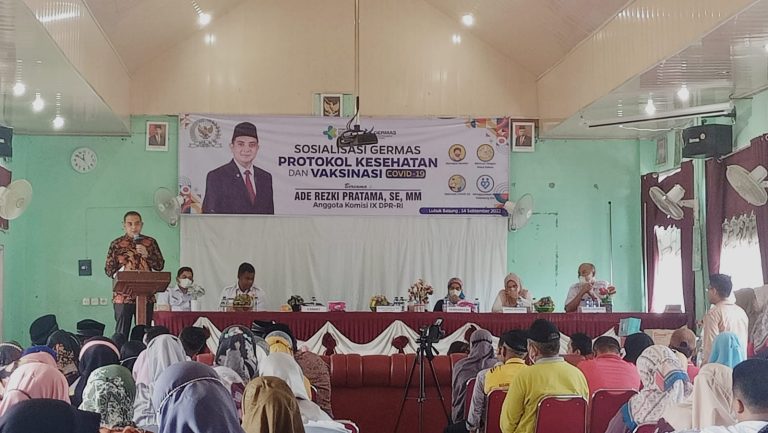 Tekan Angka Stunting, Ade Rezki Pratama Sosialisasikan Germas di Lubukbasung 4 IMG 20220914 WA00032