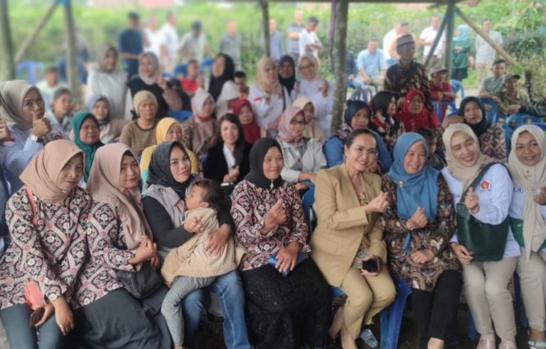 Susi Marleny Bachsin Yakin Pemerintah Tetap Komit Melanjutkan Tol Bengkulu 4 WhatsApp Image 2022 10 11 at 12.25.13