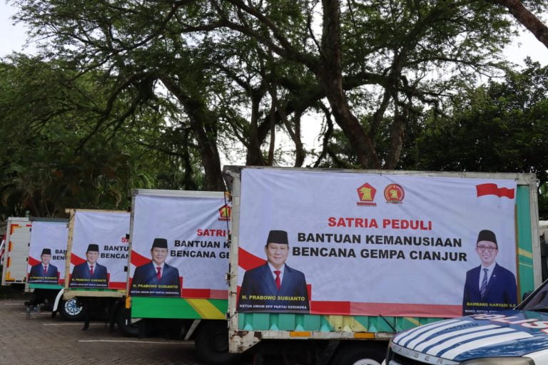 Lewat Program SATRIA PEDULI, SATRIA Bawa 10 Truk Sembako dan Kebutuhan Lainnya ke Cianjur 4 26576AAF A52B 436E B049 E9E519CEA37B