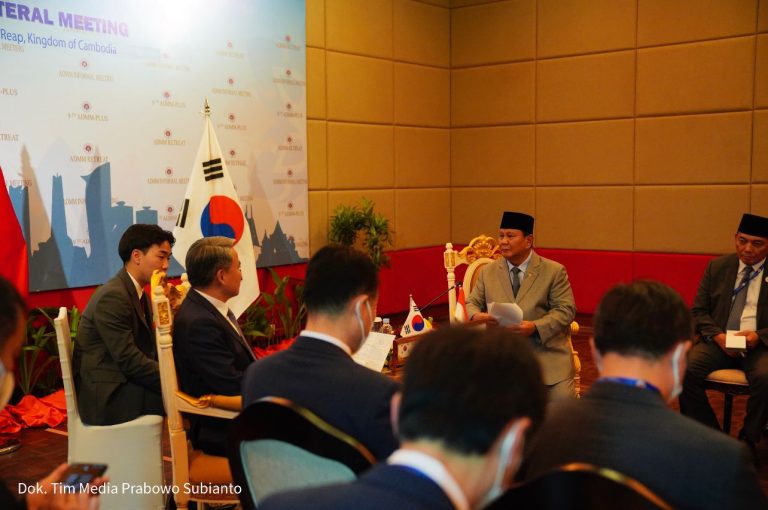 Bertemu Menhan Korsel, Prabowo Ingin Lebih Banyak Kerja Sama Industri Pertahanan 4 prabowokorsel