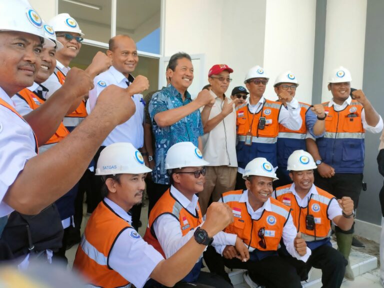 Darori Cek Pembangunan Tambak Udang Terbesar di Kabupaten Kebumen 4 WhatsApp Image 2023 01 13 at 13.42.52