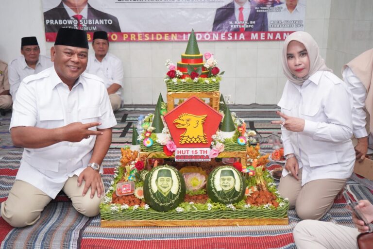 DPC Sidoarjo Rayakan HUT Ke-15 Gerinddra dengan Tumpengan dan Doa Bersama 4 WhatsApp Image 2023 02 06 at 15.36.39