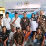 Foto bersama narasumber dan para peserta e1678020021446