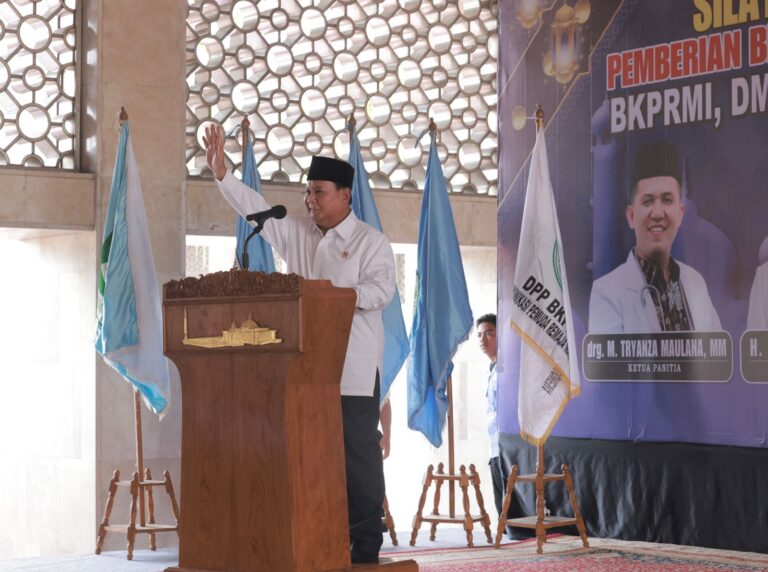 Hadiri Acara di Masjid Istiqlal, Pak Prabowo Disambut Imam Makkah, dan Sempat Didoakan Jadi Presiden 4 WhatsApp Image 2023 05 18 at 18.03.00