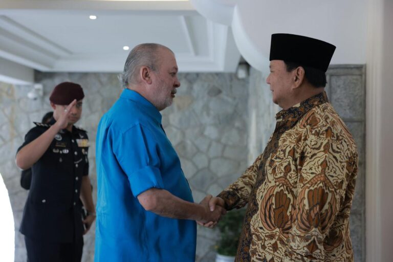 Pak Prabowo Bertemu Sultan Johor, Reuni Sesama Alumni Fort Bragg dan Fort Benning Amerika 4 WhatsApp Image 2023 06 02 at 7.36.36 PM