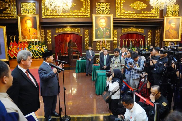 Prabowo Penuhi Janjinya, Berikan Beasiswa Pendidikan Bagi Puluhan Pemuda Palestina 4 WhatsApp Image 2023 06 19 at 21.25.51