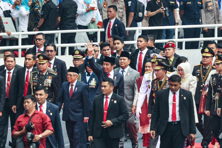 Prabowo Dampingi Jokowi Hadiri HUT ke-77 Polri: Jayalah Selalu Polisi Indonesia 4 WhatsApp Image 2023 07 01 at 19.30.59