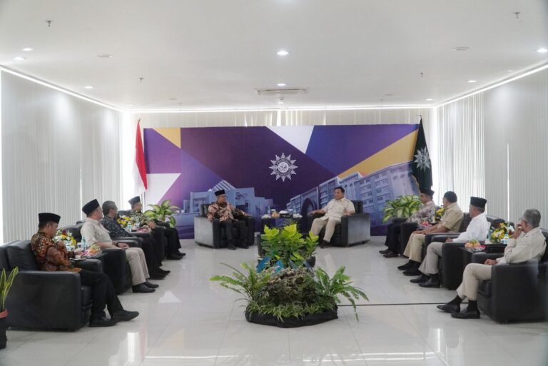 Prabowo Ajak Cendikiawan Muhammadiyah Berkontribusi Jadi Tenaga Ahli Pertahanan 4 WhatsApp Image 2023 07 14 at 20.09.22