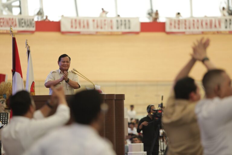Tekad Lanjutkan Kepemimpinan Jokowi, Pak Prabowo: Kehormatan Tertinggi adalah Bila Saya Bermanfaat bagi Bangsa 4 WhatsApp Image 2023 07 16 at 13.07.07