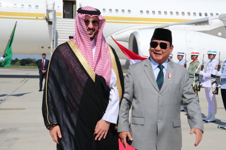 Prabowo Terima Kunjungan Menhan Arab Saudi, Perkuat Kerja Sama Industri Pertahanan 4 WhatsApp Image 2023 08 01 at 18.37.17