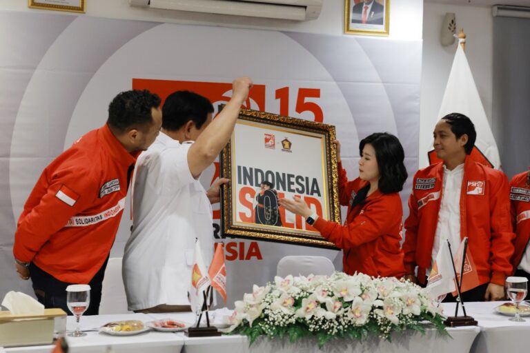 Silaturahmi ke PSI, Prabowo: Kami Punya Cita-cita Sama untuk Persatuan Bangsa 4 WhatsApp Image 2023 08 02 at 20.29.57