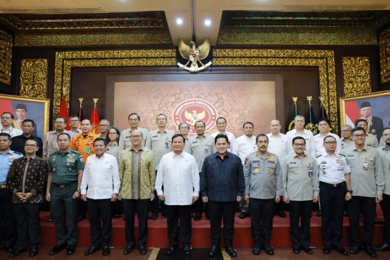 Pimpin Rapat Pleno KKIP, Pak Prabowo Tekankan Terus Dukung Kemandirian Industri Pertahanan RI 4 WhatsApp Image 2023 08 03 at 16.51.47