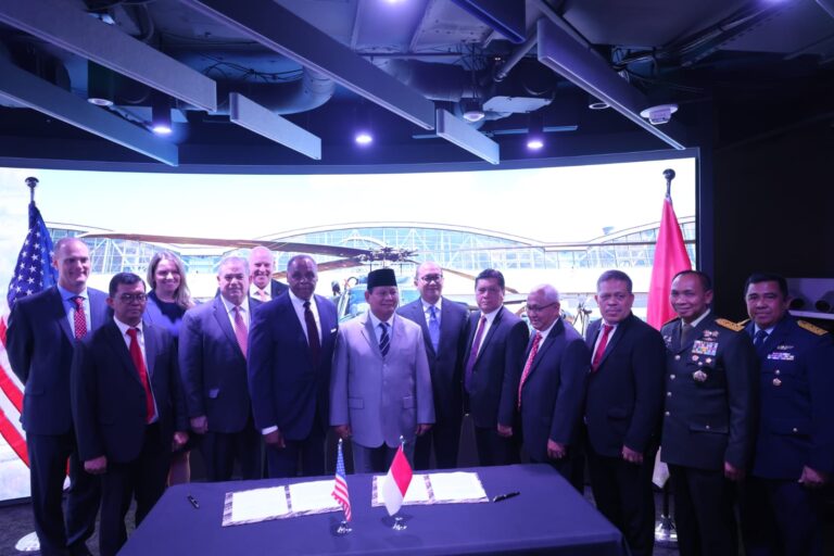 Prabowo Saksikan Penandatanganan Pembelian 24 Helikopter Sikorsky S-70M Black Hawk Baru di AS 4 WhatsApp Image 2023 08 23 at 16.22.49