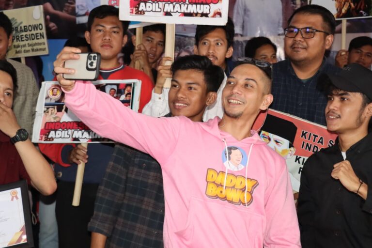 Pesan Untuk Relawan PTMI 08, Fauzy Baadilla: Kita Sampaikan Kebaikan Pak Prabowo 4 WhatsApp Image 2023 09 25 at 14.52.21 4