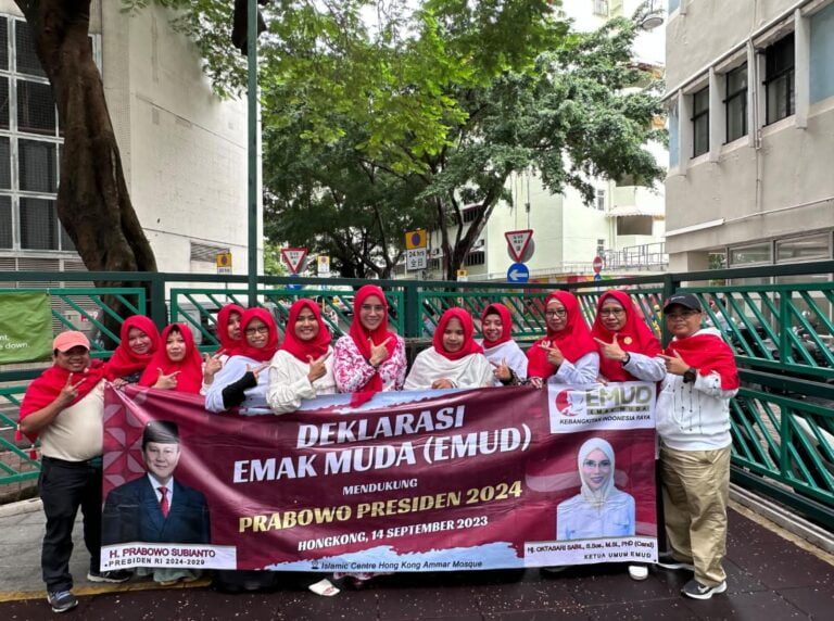 Bersama Pekerja Migran Indonesia, Relawan Emak Muda Deklarasi Dukung Prabowo di Hongkong 4 d1ded18b 9e7b 4085 a050 9daf42b36585