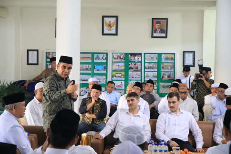 Muzani: Prabowo Mendukung Penuh Realisasi Dana Abadi Pesantren 4 WhatsApp Image 2023 11 23 at 18.59.47 311be10a