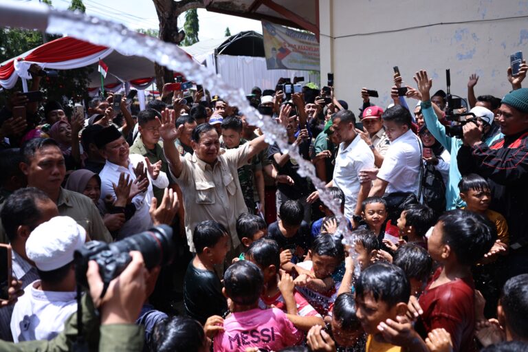 Prabowo Resmikan 12 Titik Sumber Air, 10 Ribu Warga Pamekasan Tidak Lagi Kesulitan Air 4 WhatsApp Image 2023 11 26 at 14.00.45 7a5e4d90