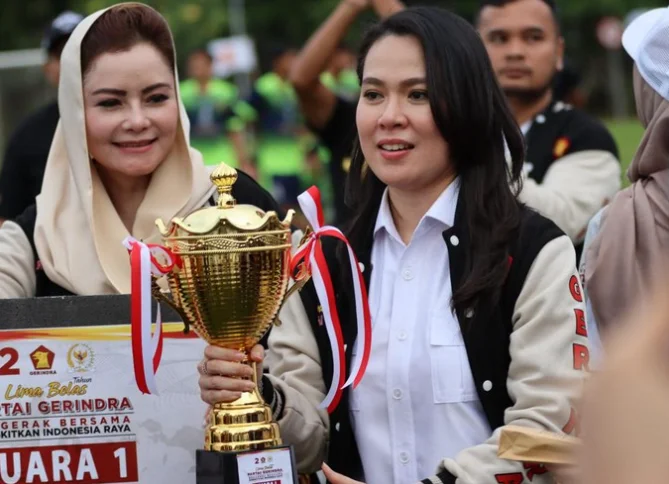 Siti Nurizka Dukung Pengembangan Sepak Bola di Palembang 15 Screenshot 2
