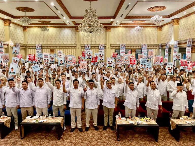 Sekjen Gerindra: Program Makan Siang dan Susu Gratis akan Gairahkan Ekonomi Rakyat 4 WhatsApp Image 2024 01 06 at 17.48.25 912f58ff