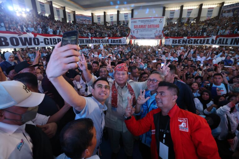 Prabowo di Hadapan Ribuan Warga Bengkulu: Yang Penting Penilaian dari Rakyat 4 WhatsApp Image 2024 01 11 at 14.58.38 1aa8d580