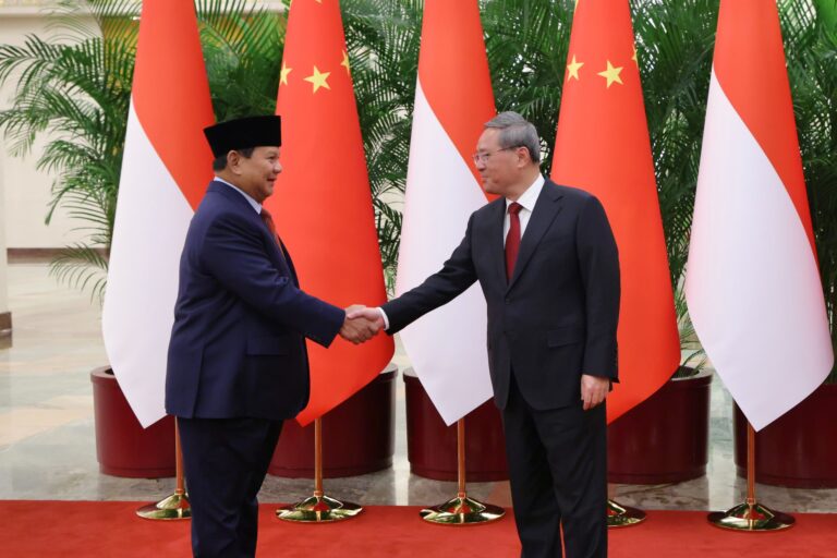 Temui PM Li Qiang, Prabowo Bahas Penguatan Kerja Sama RI-Tiongkok 4 WhatsApp Image 2024 04 02 at 21.42.31 b080900f