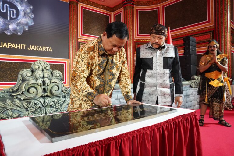 Hadiri HUT Hendropriyono, Prabowo Apresiasi Inisiatif Penghormatan terhadap Budaya Indonesia 4 WhatsApp Image 2024 05 08 at 08.47.37 5d623ed9