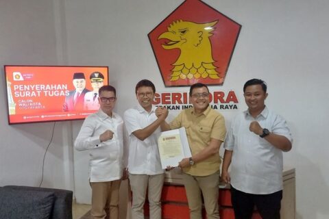 Pilkada Yogyakarta, Gerindra Serahkan Rekomendasi ke Singgih Raharjo 13 66b34da886a3a