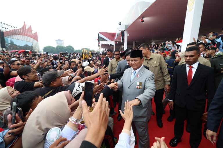 Prabowo Sapa Warga di Monas Usai Hadiri HUT TNI ke-79 4 WhatsApp Image 2024 10 05 at 13.52.47 d6e42f22
