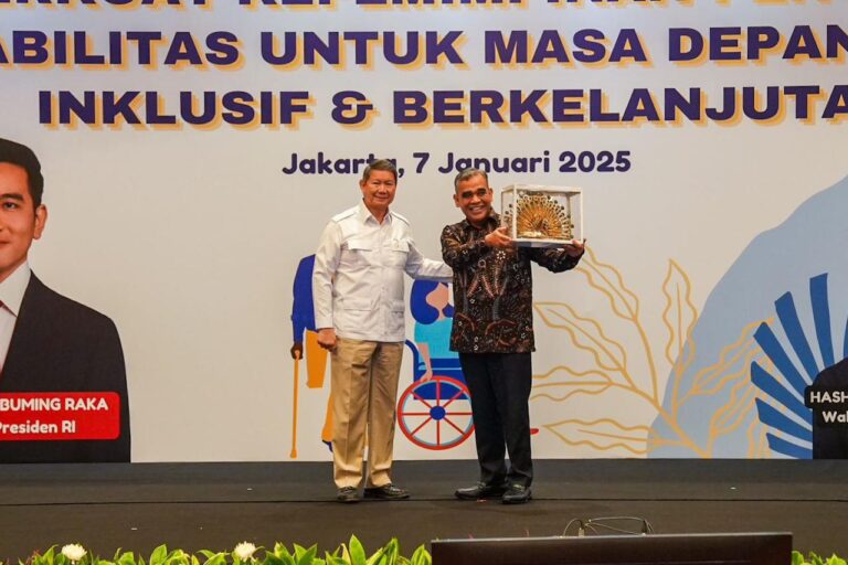 Muzani Ungkap Kisah Prabowo Ingin Ada UU Disabilitas: Jamin Hak Kaum Difabel 4 WhatsApp Image 2025 01 07 at 15.41.43 ccac0be4