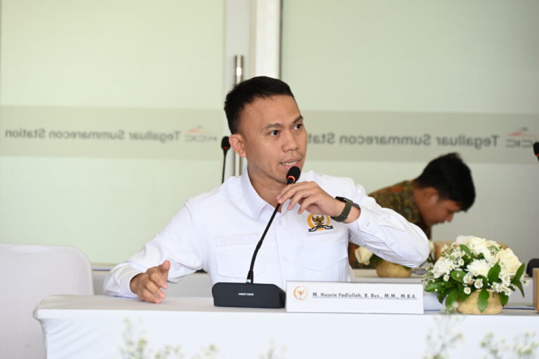 Kemudahan Akses Tiket Harus Jadi Indikator Kenyamanan Publik Jelang Arus Mudik 2025 4 Anggota Komisi VI DPR RI Muhammad Husein Fadlulloh dalam agenda Kunjungan Kerja Spesifik Komisi VI 20250324085914