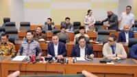 wakil ketua dpr ri sufmi dasco ahmad bersama komisi i dpr menggelar konferensi pers tentang revisi uu tni senin 1732025 adrial 1742186367802 169