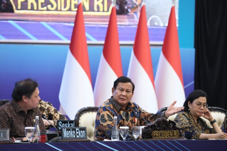 Prabowo Ungkap Hampir Setiap Malam Pastikan Harga Pangan, Telepon Menteri Pertanian 4 WhatsApp Image 2025 04 08 at 19.16.26 7ec0b6de
