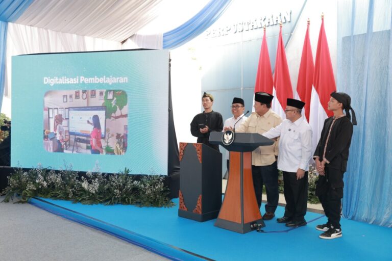 Prabowo Targetkan Perbaikan 11.000 Sekolah: Pendidikan Dapat Alokasi yang Besar 4 WhatsApp Image 2025 05 02 at 17.56.34 56514ee2