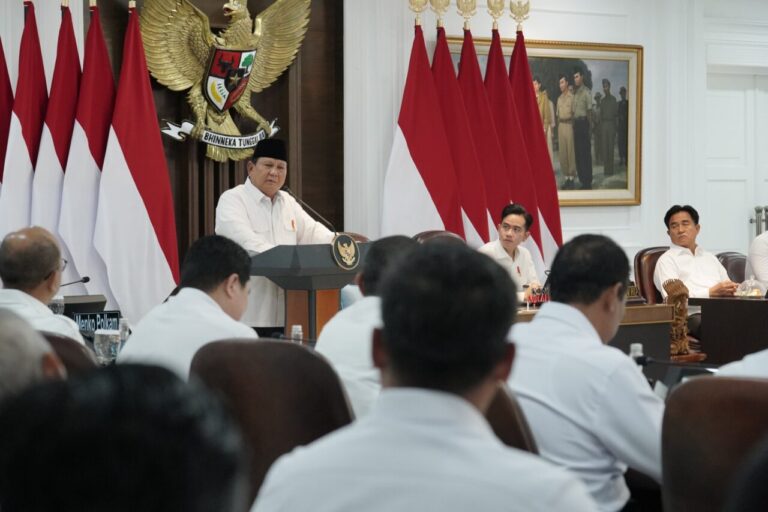 Enam Bulan Pemerintahan Prabowo, Harga Pangan Terkendali dan Stok Aman 4 WhatsApp Image 2025 05 05 at 20.09.48 988c4434
