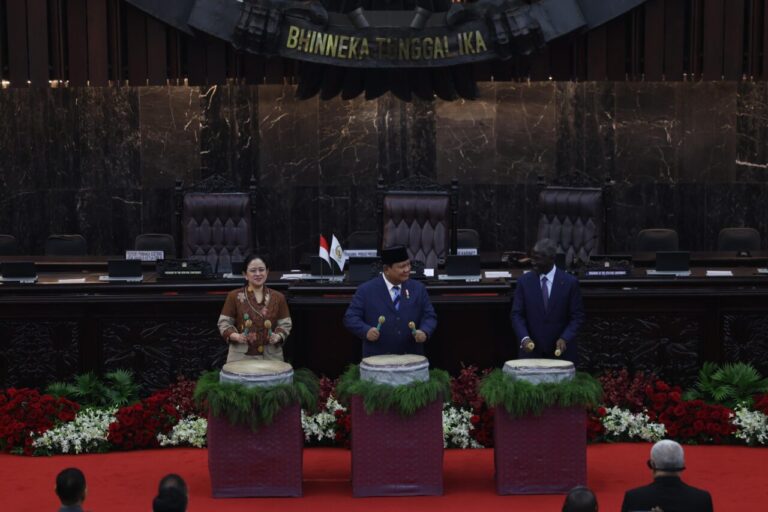 Di Forum PUIC, Prabowo Tegaskan Komitmen Abadi Indonesia untuk Palestina 4 WhatsApp Image 2025 05 14 at 22.06.38 54f2272f