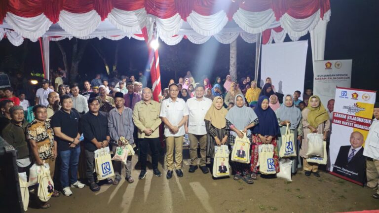 Kunjungan Reses ke Tapsel, Sabam Rajagukguk Puji Program 1.000 Kolam 4 WhatsApp Image 2025 06 19 at 08.05.12 31ae065c