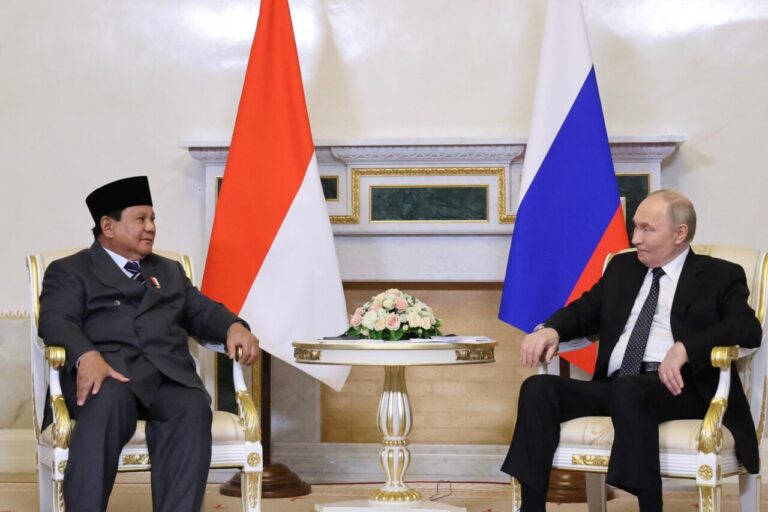 Di Rusia, Prabowo Tegaskan Indonesia Hormati Kedaulatan Tiap Negara: Kami Utamakan Kolaborasi 4 WhatsApp Image 2025 06 20 at 07.34.33 74191108 1