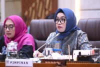 Wakil Ketua Komisi IX DPR RI Putih Sari saat membacakan kesimpulan Rapat Kerja di Gedung Nusantara I20250916134005