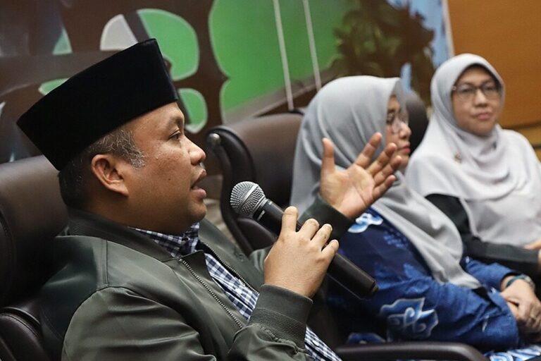 RUU PPRT Penting untuk Perlindungan Pekerja Rumah Tangga, Dorong Percepatan Pengesahan 4 WhatsApp Image 2025 09 17 at 12.45.53 ad2f6851