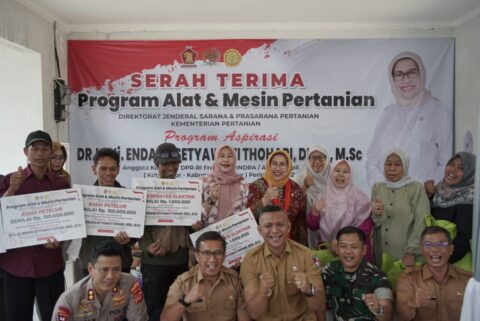 Endang Thohari Dorong Pertanian Kota Bogor Lewat Aspirasi Bantuan Rp1,9 Miliar 17 WhatsApp Image 2025 10 08 at 12.07.50