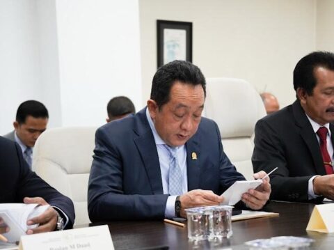 Raker dengan Menteri Pekerjaan Umum, Yuliansyah Dorong Penguatan Infrastruktur dan Penanganan Abrasi di Kalbar 11 WhatsApp Image 2025 11 20 at 16.18.06