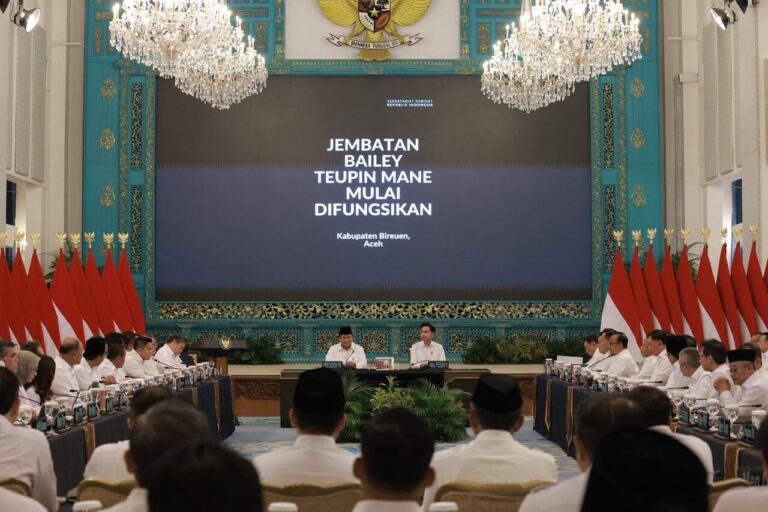 Prabowo Segera Bentuk Satgas Rehabilitasi dan Rekonsiliasi Percepat Pemulihan 4 WhatsApp Image 2025 12 15 at 18.49.44