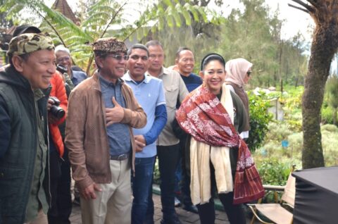 Komisi IV DPR RI Dorong Keseimbangan Pariwisata, Keselamatan Pengunjung, dan Kelestarian Ekosistem Bromo 15 titiek 3