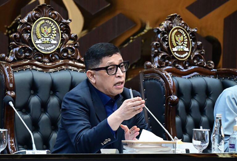 Baleg DPR RI Tegaskan Revisi UU Pemerintahan Aceh Tetap dalam Bingkai NKRI 4 bob hasan 1