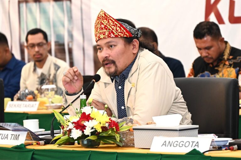 Martin Tumbeleka: Implementasi KUHP Baru Harus Mengedepankan Keadilan Substantif 4 martin 1